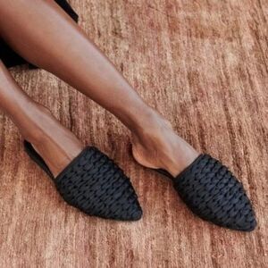 Jenni Kayne 100% Silk Braided Black Leather Mules